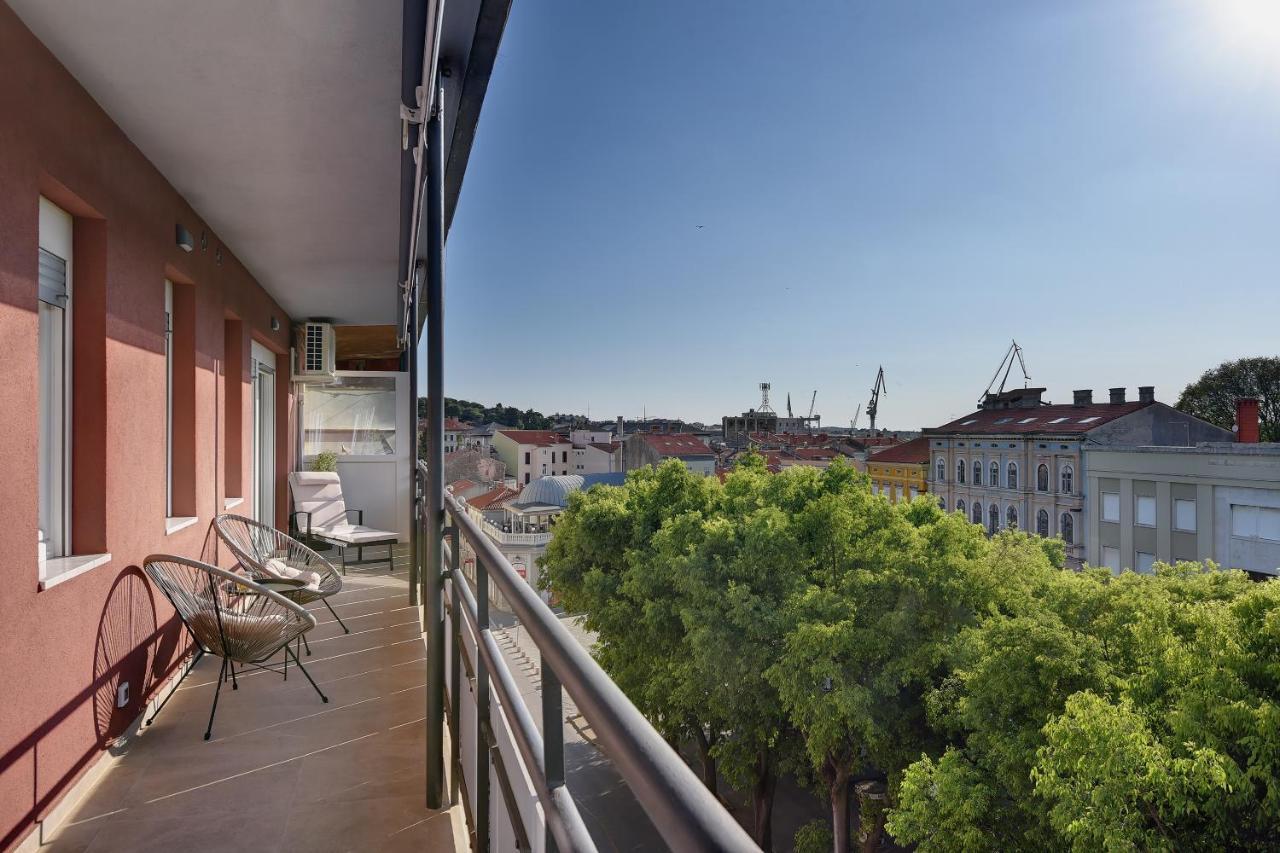 Giardini Penthouse Apartment Pola Esterno foto