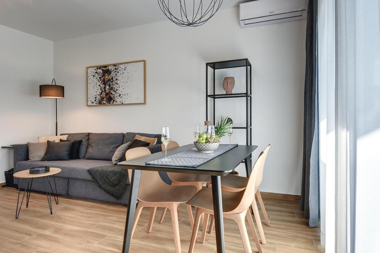 Giardini Penthouse Apartment Pola Esterno foto